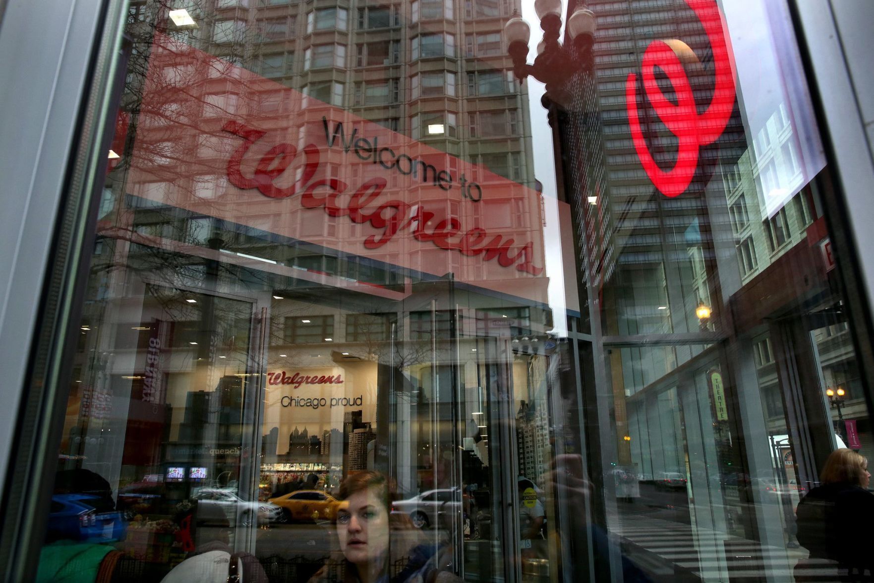 20211014-AMX-BIZ-WALGREENS-INVEST-52-BILLION-CHICAGOBASED-1-TB.jpg